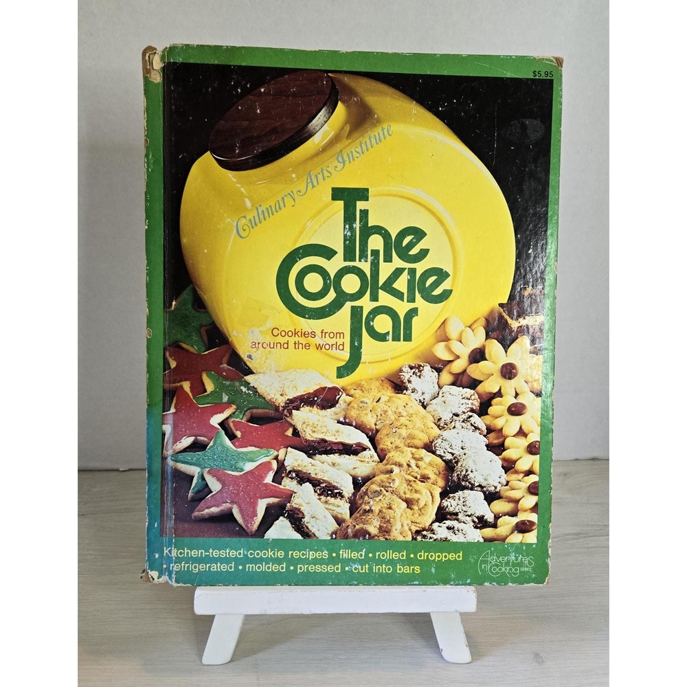 Vintage Cookie‎ Cookbook: Culinary Arts Institute, Recipes from Around the World